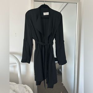 BABATON Aritzia Flowy Trench Coat Womens Small Lightweight
